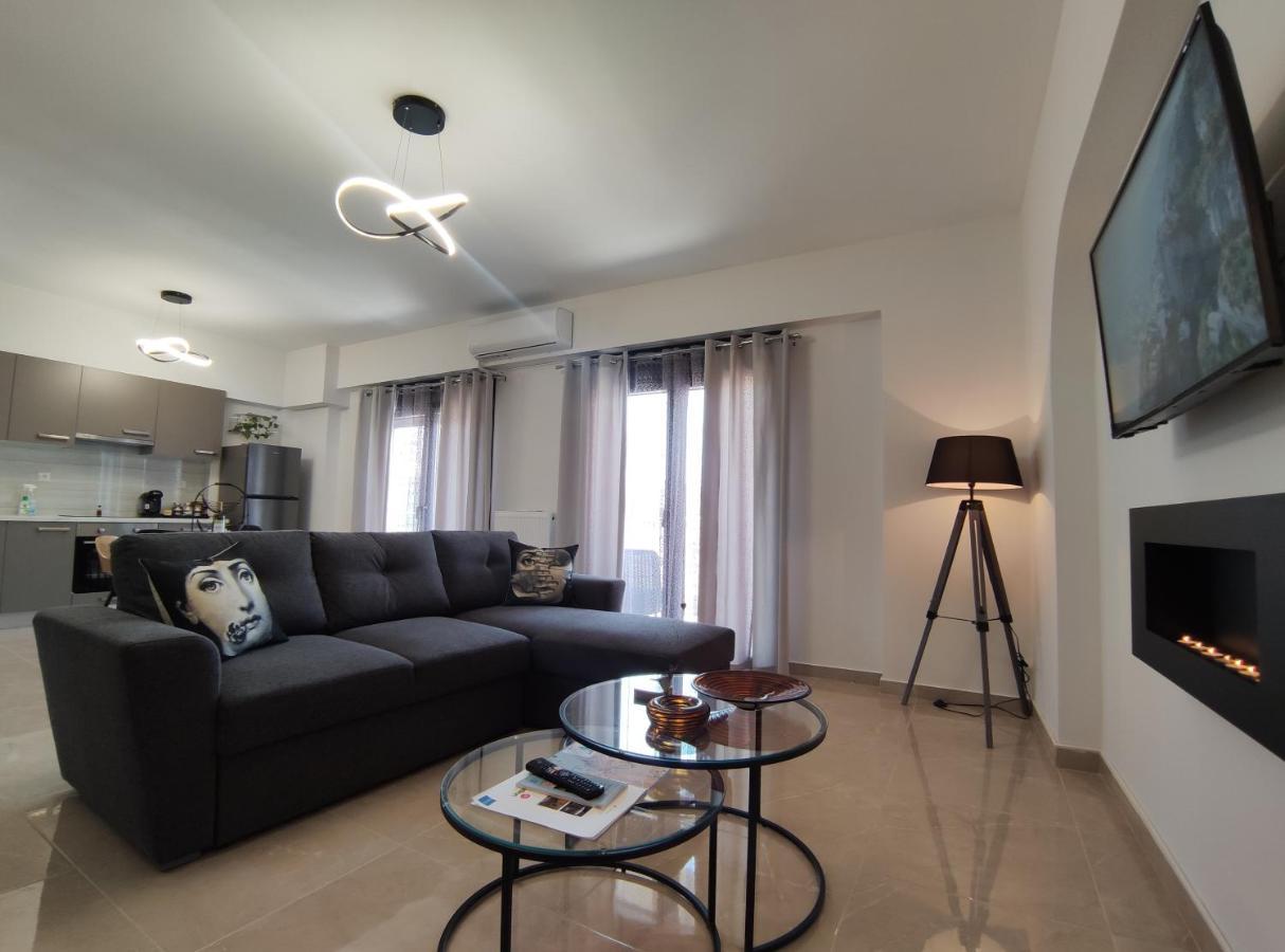 Grey Swan - Modern & Stylish Apartment With Private Parking Golos Dış mekan fotoğraf